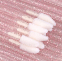 Load image into Gallery viewer, 100 Disposable Lip Brushes, Lipstick Applicator, Lip Gloss Wands Pink
